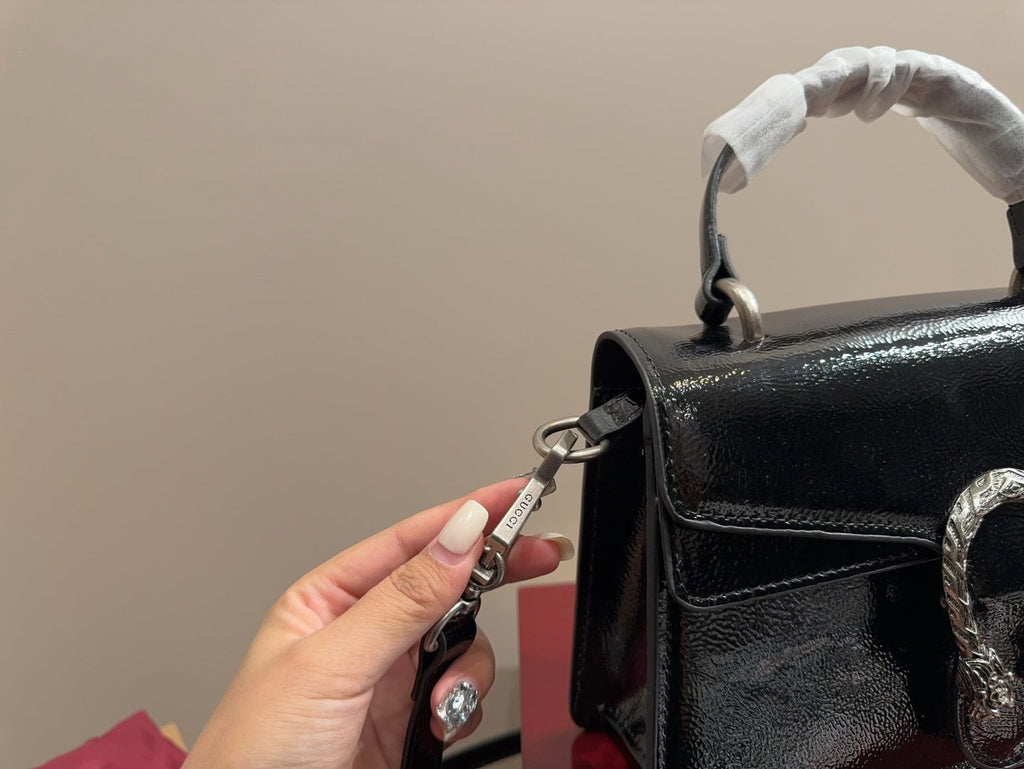 Gucci Glossy Black Handbag Crossbody 24x17cm