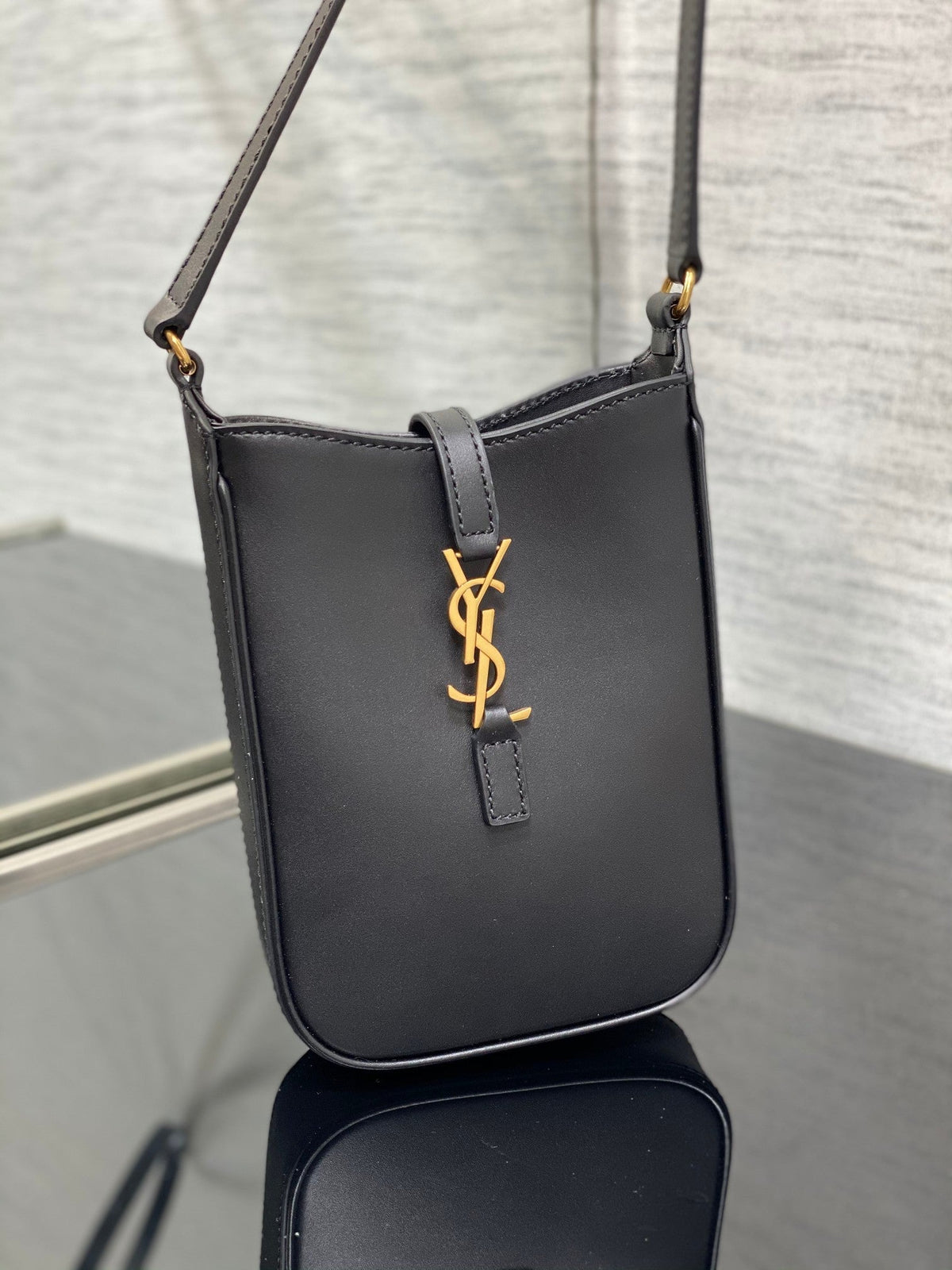 YSL Le 5 A 7 Mini Black Bag - 13x20x4cm