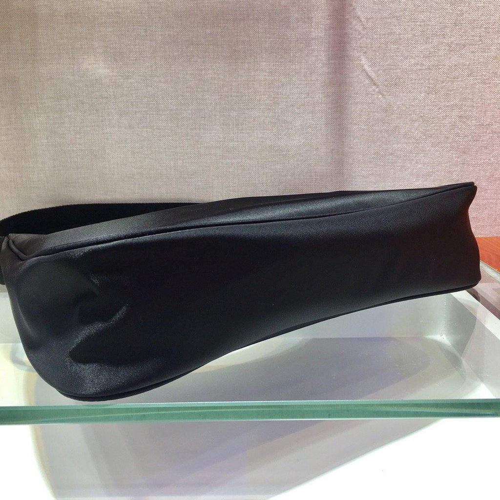 Re-Edition 2000 Nylon Mini Bag