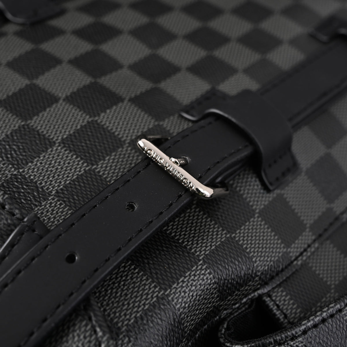 Louis Vuitton Michael Backpack in Damier Graphite Canvas