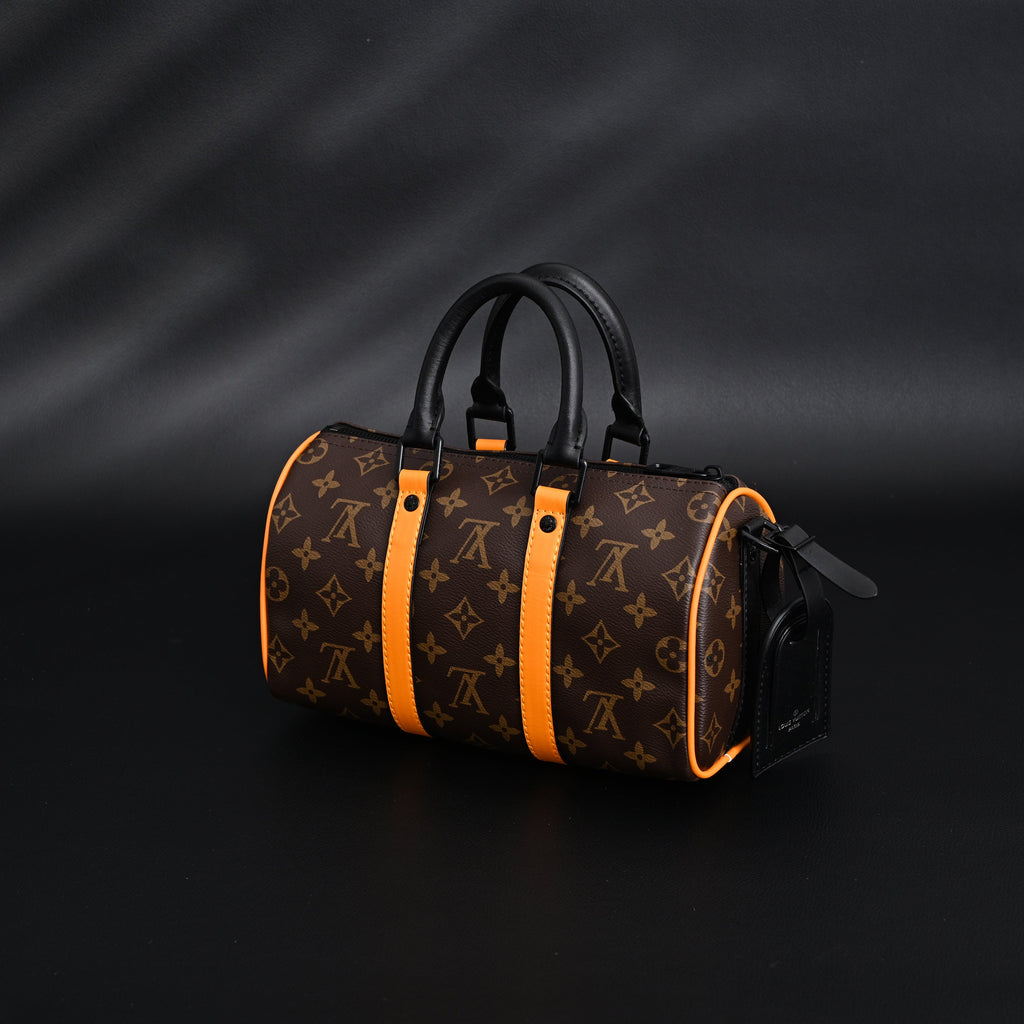 Louis Vuitton Keepall Bandoulière 50 – Monogram Canvas with Neon Orange Trim