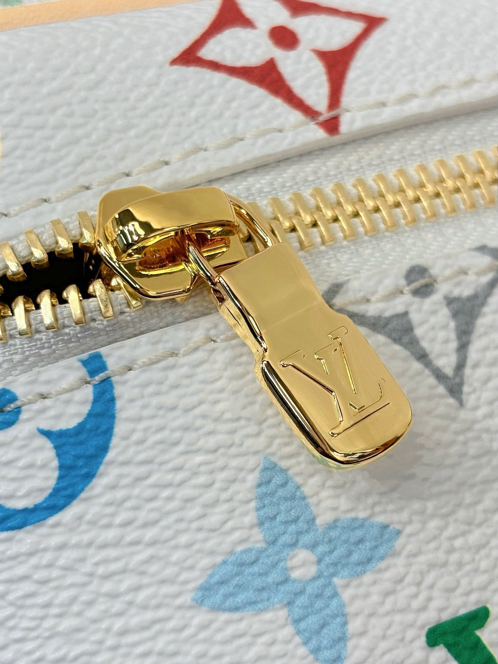LV x TM Vanity Chain Pouch