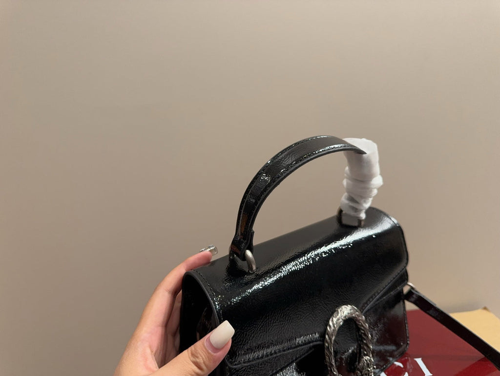 Gucci Glossy Black Handbag Crossbody 24x17cm